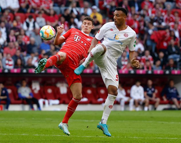 马卡：皇马未展现稳定状态，阿隆索国际比赛日有很多工作要做（马卡报：皇马状态不稳，国际比赛日期间阿隆索工作繁重）