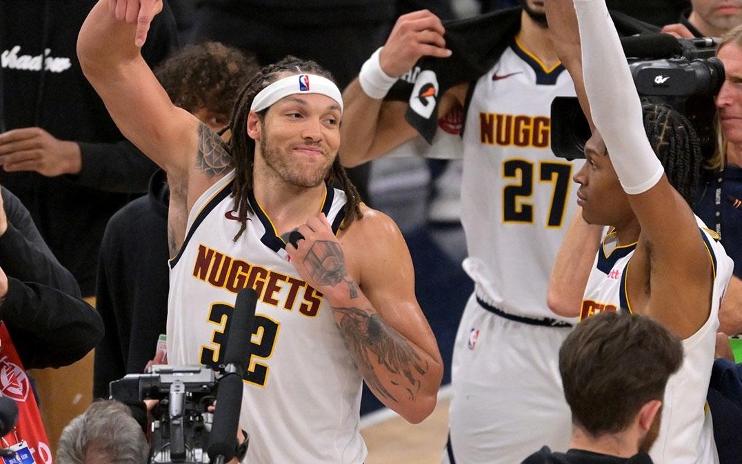 剑南春｜米兰连丢两球2-2帕尔马，莱奥点射，萨56贴地斩破门（剑南春｜米兰先丢两球2-2帕尔马：莱奥点射，萨勒马克尔斯56分钟贴地斩）