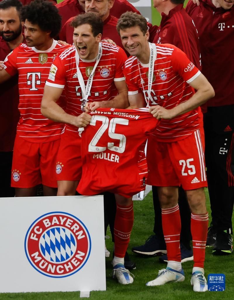 连续3场欧冠进球，17岁小将卡尔当选拜仁3-1葡体全场最佳（欧冠三连斩！17岁新星卡尔当选拜仁3-1击败葡体一役全场最佳）